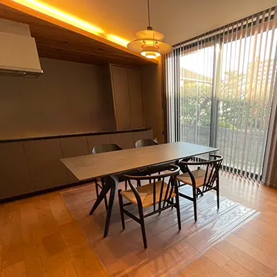 No.2541｜福山市】ブラックで統一されたセラミックテーブルの